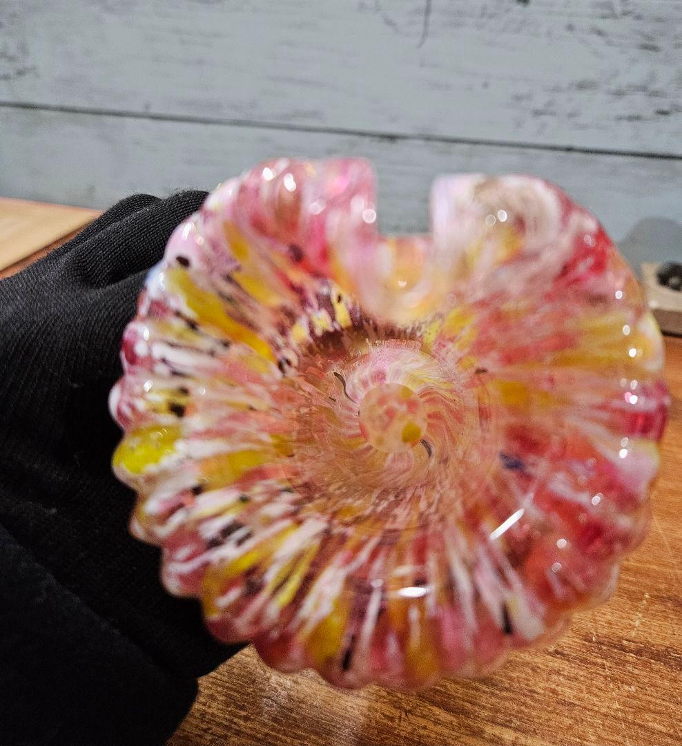 フランスアンティーク オパリンガラス クリシー フリルの花瓶 花器