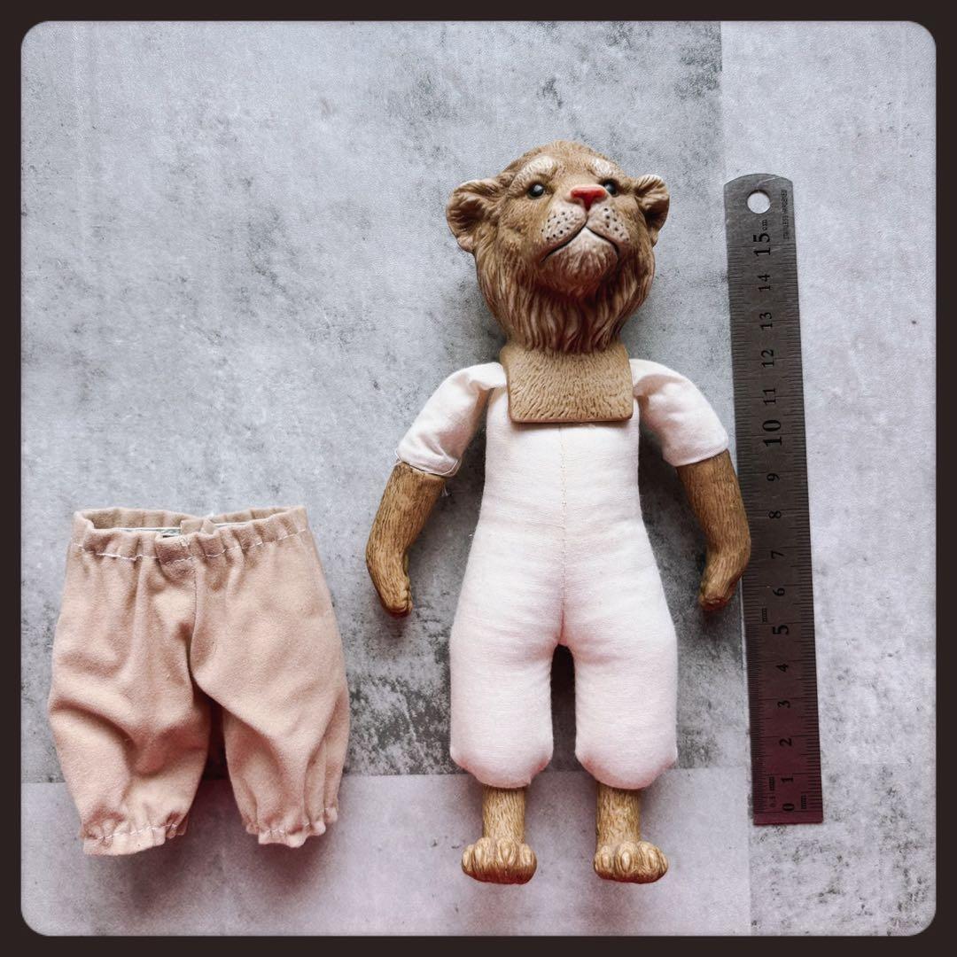 レアヴィンテージ ライオンのビスクドール