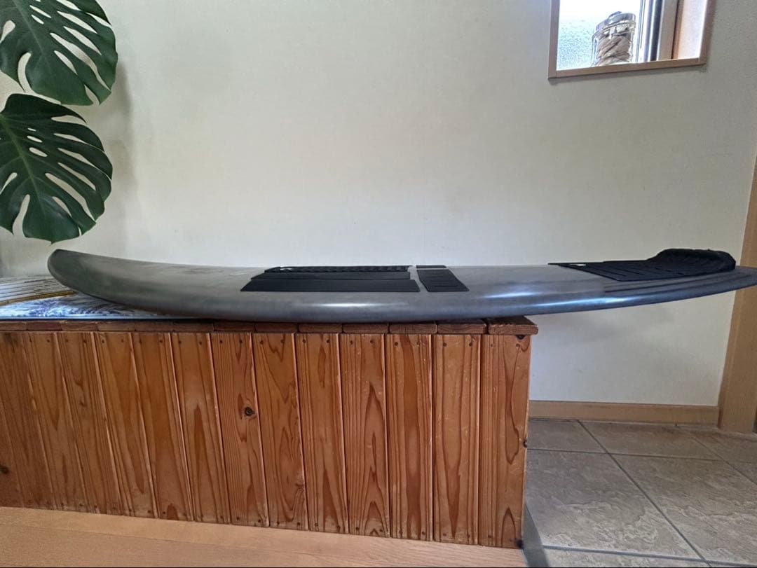 モアナロロサーフボード 5.7 EPS - メルカリ