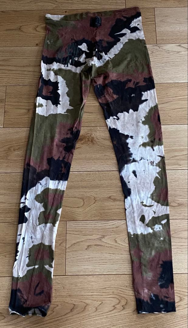 ルグランブルー　AMAZONICA 迷彩柄レギンス