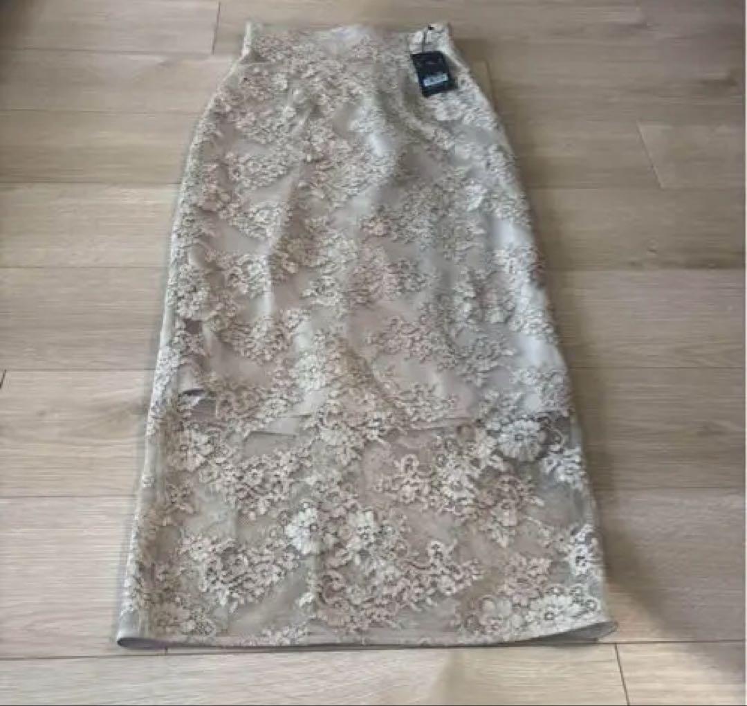 タグ付き　レースタイトスカート アニュアンス　M