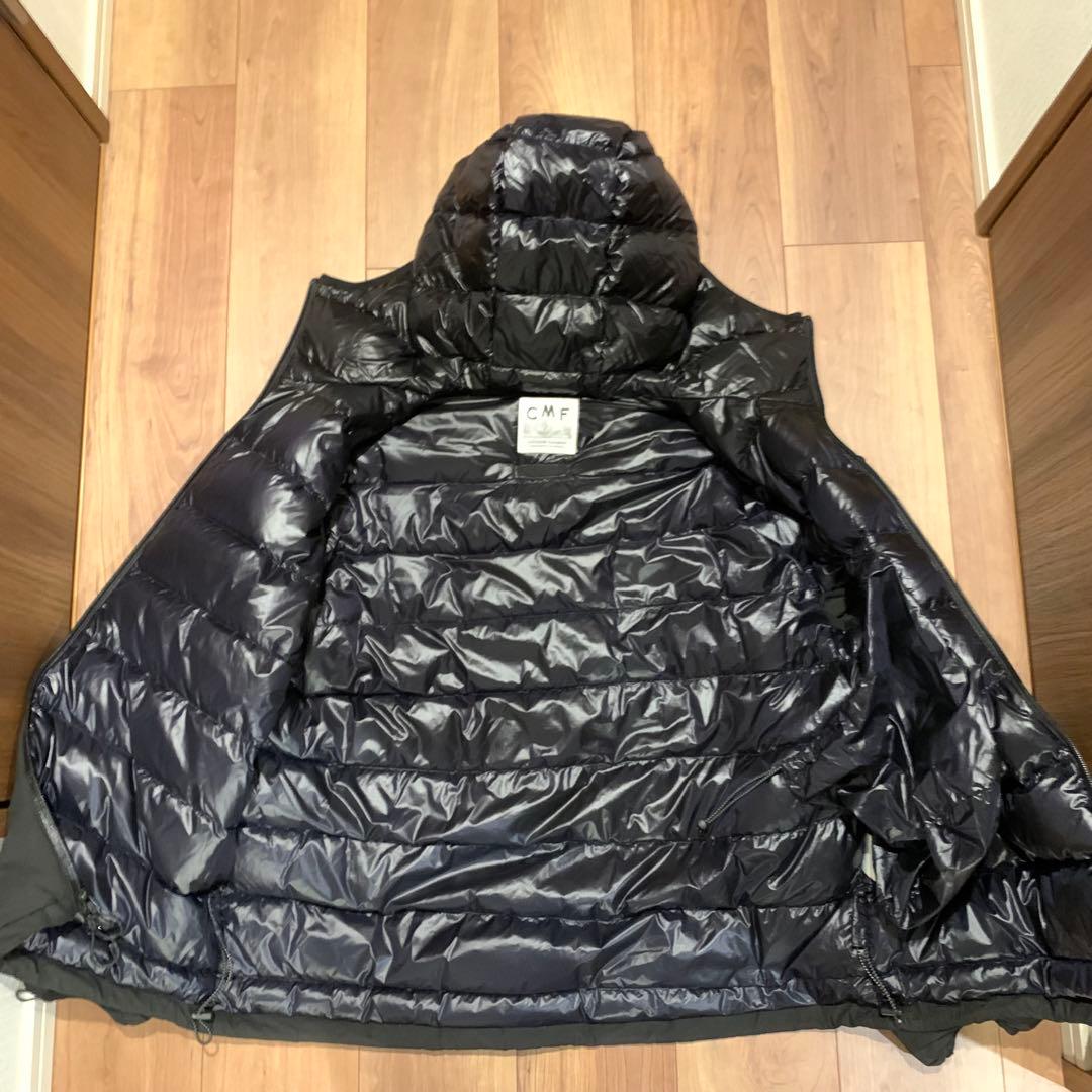 【美品】CMF PUFF HOODIE DOWN