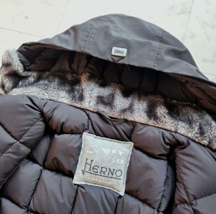 美品 ヘルノ 定価16万 ダウンコート 48 EXPEDITION ブラック 黒
