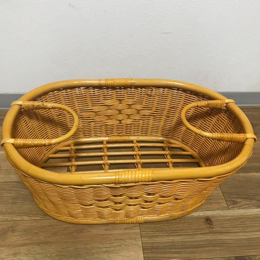 土日限定⭐️お値引き中⭐️籐ランドリーバスケット　籐カゴ　ラタンバスケット　大きめ