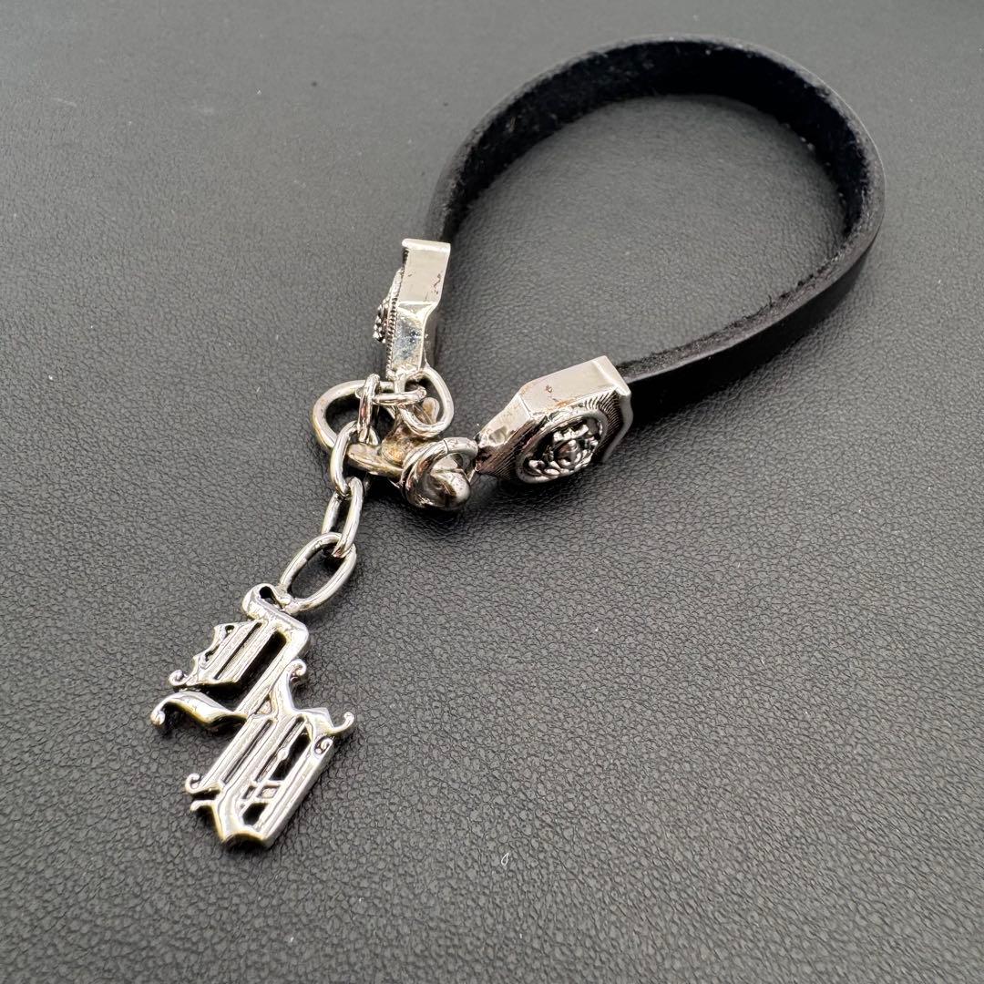 レア VERSACE ヴェルサーチ レザー ブレスレット チャーム イタリア製