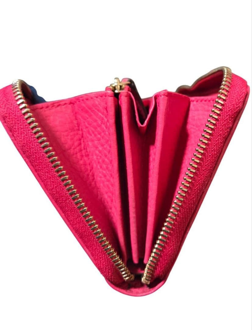 Gucci ソーホー　インターロッキング　レザー　長財布