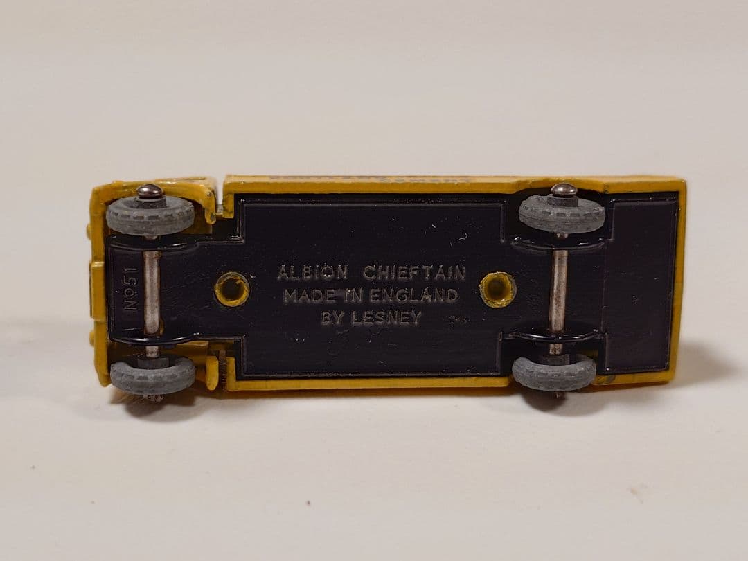 ミニカー MATCH BOX No.51 Albion Chieftain