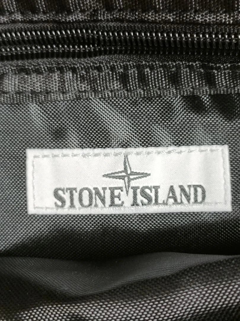 美品　ストーンアイランド　stone  　ボディバッグ