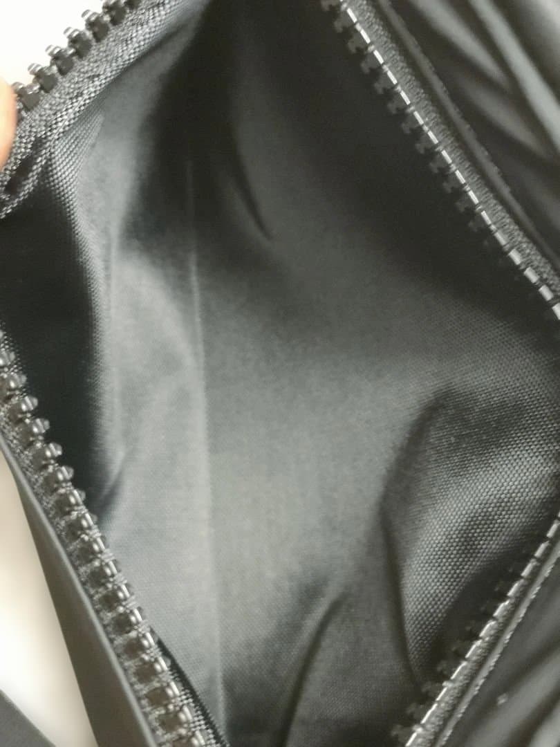 美品　ストーンアイランド　stone  　ボディバッグ