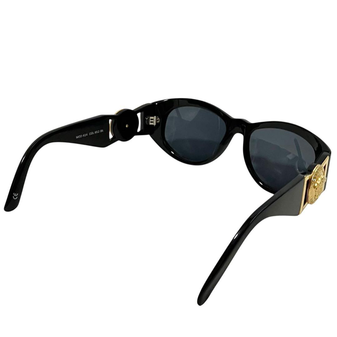 美品】 ヴェルサーチ サングラス MOD 424 ブラック メデューサ - メルカリ