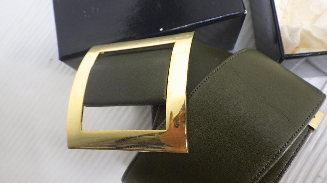 ★*★様 276/CHANEL シャネル　シンプル オリーブグリーン ベルト