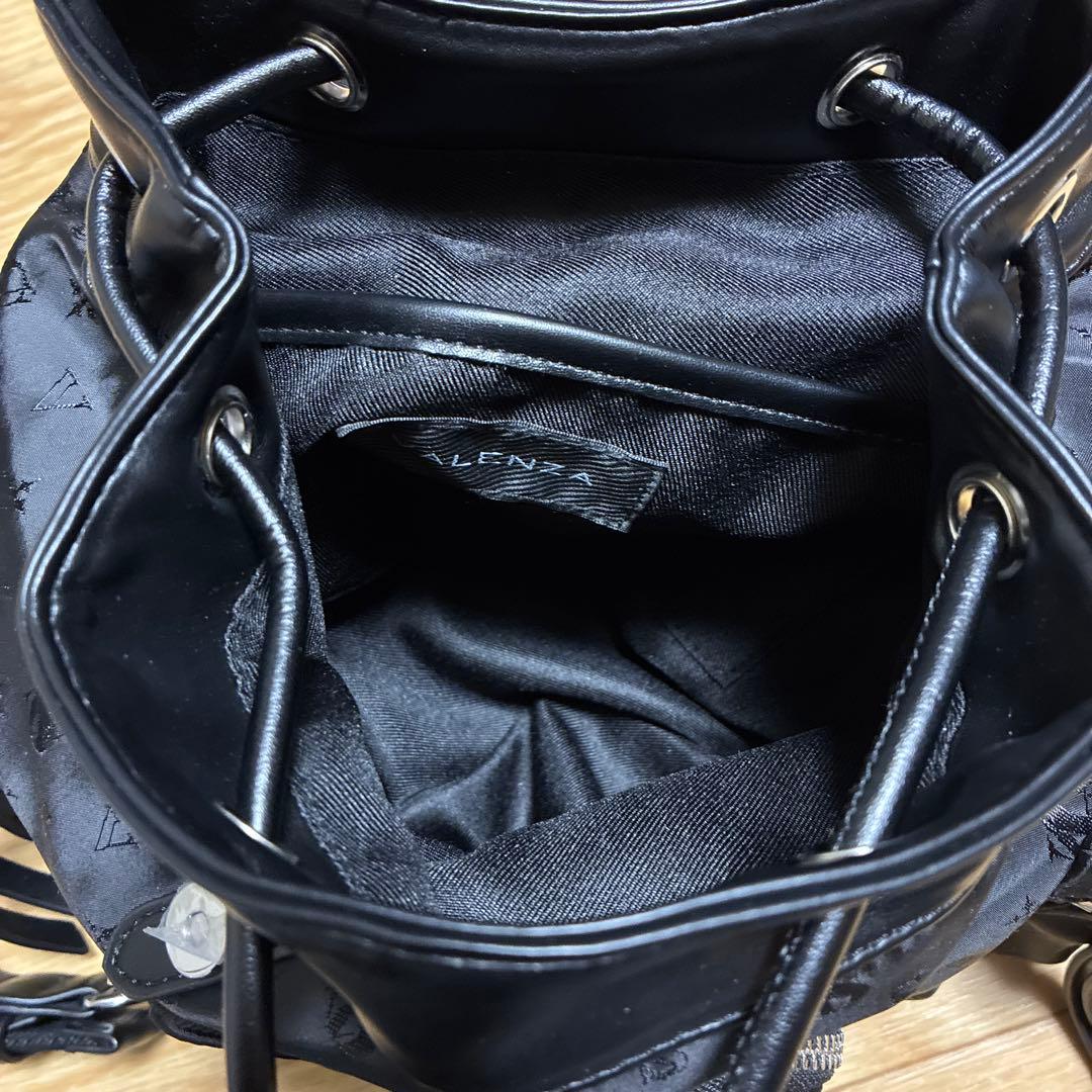 VALENZA 新品 リュック 定価2万9千円