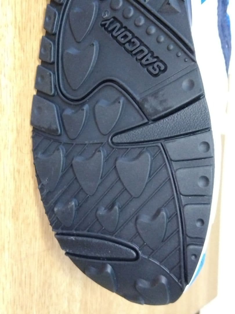 SAUCONY スニーカーズ GRID 9000