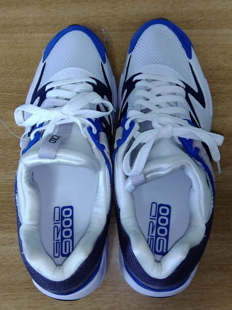 SAUCONY スニーカーズ GRID 9000