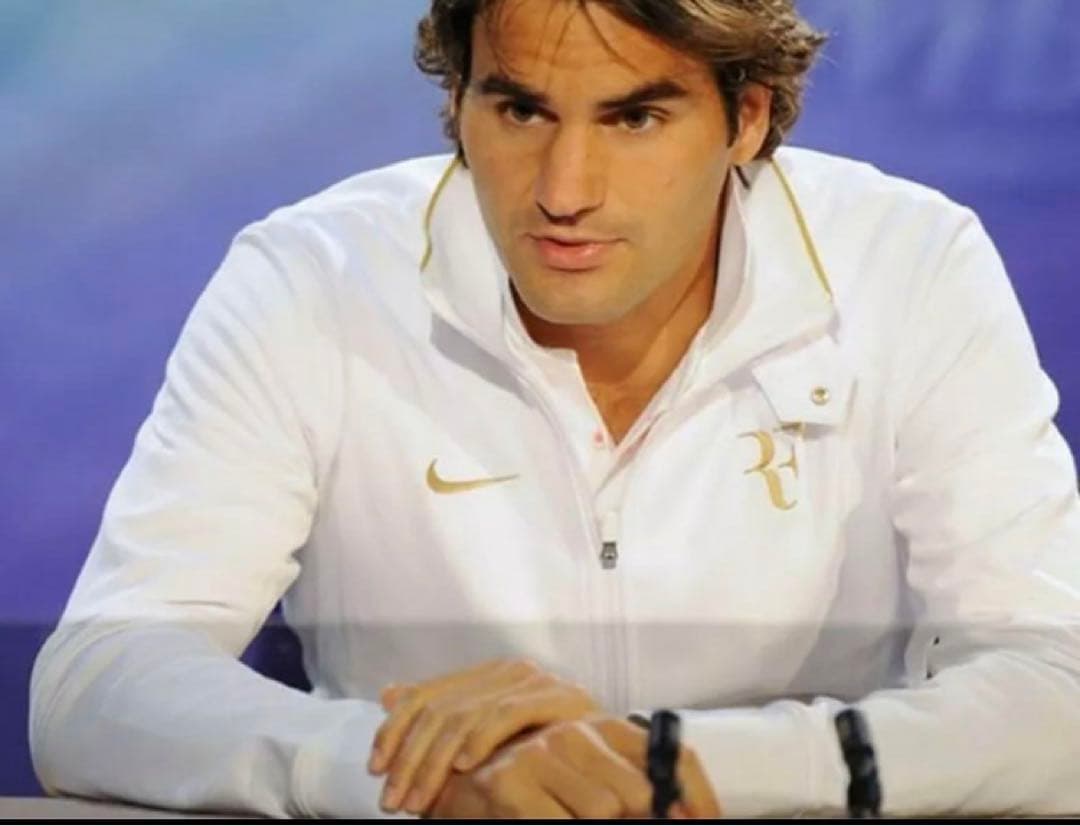 日本未発売 希少!】フェデラー ナイキ 2010ウィンブルドン RF