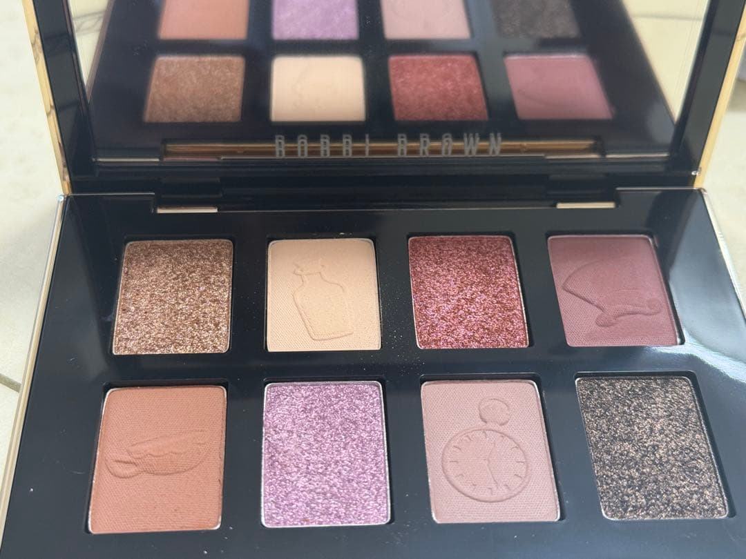 値下げ。未使用、ボビイ・ブラウン アリス アイシャドウパレット BOBBI BROWN（ボビイ ブラウン） アイシャドウ アリス イン