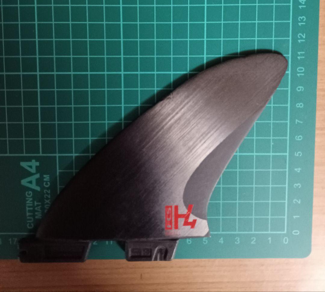 FCS2　H4　サーフボードフィン　トライフィン　スラスターフィン　Sサイズ