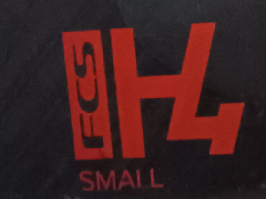 FCS2　H4　サーフボードフィン　トライフィン　スラスターフィン　Sサイズ