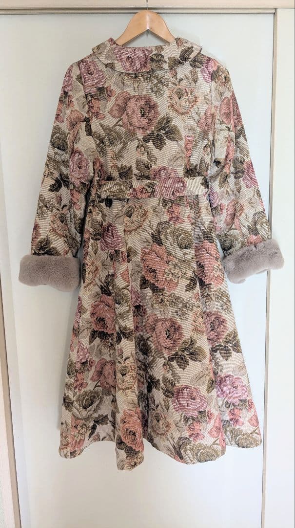 クリスマスセール　しまむら　くる実　ゴブラン　ロングコート　ノエルドメモワール