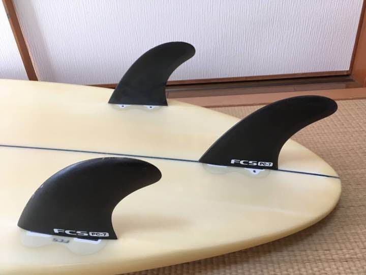 エポキシ製サーフボードオールラウンド初級者〜中級者向けほぼ新品ケース他おまけ付き