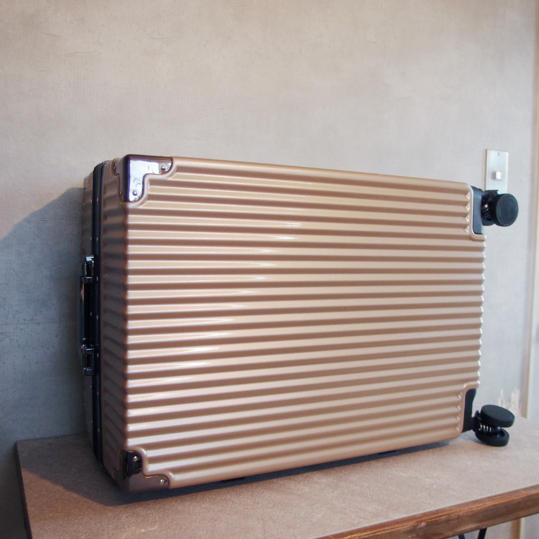 新品未使用 C.JUTRO 日本発案 機能性抜群スーツケース キャリーケース