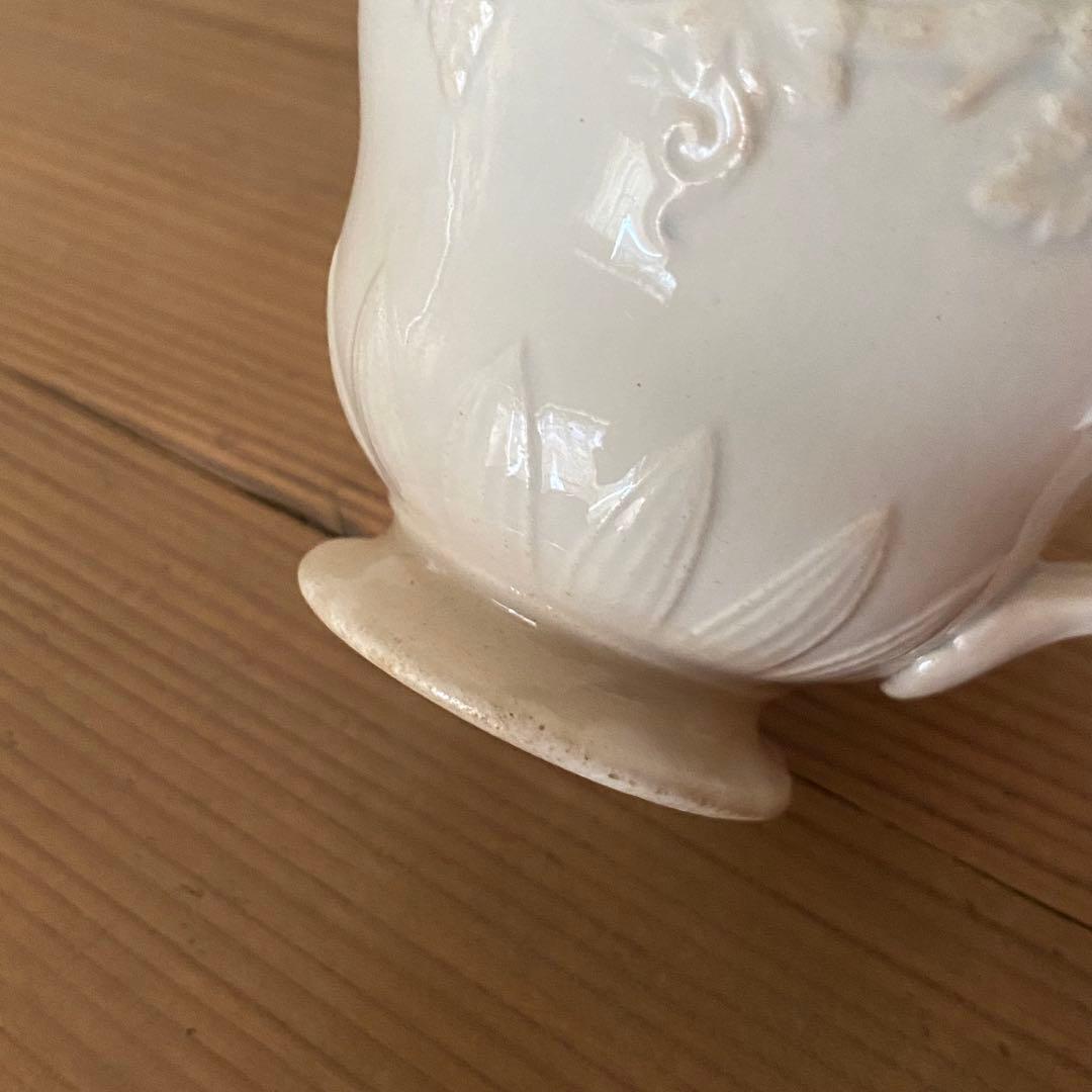 Creil et Montereau ぶどうレリーフのカップ＆ソーサー