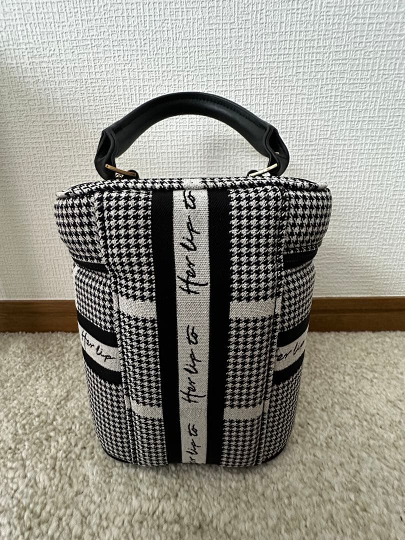 herlipto バニティバッグ 2024 シルバー