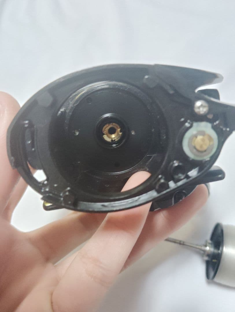 アブガルシア ロキサーニ左ハンドル 7.1.1HG - メルカリ