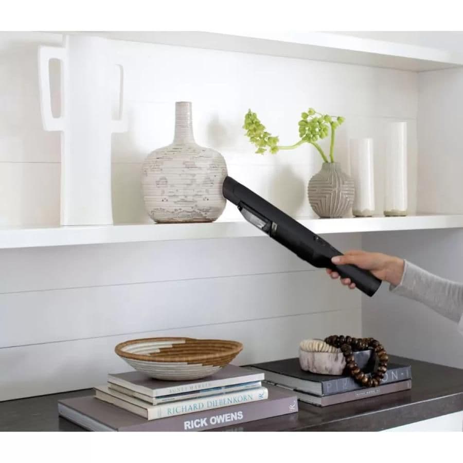 SHARK充電式ハンディクリーナー未使用ですが箱にダメージ有り