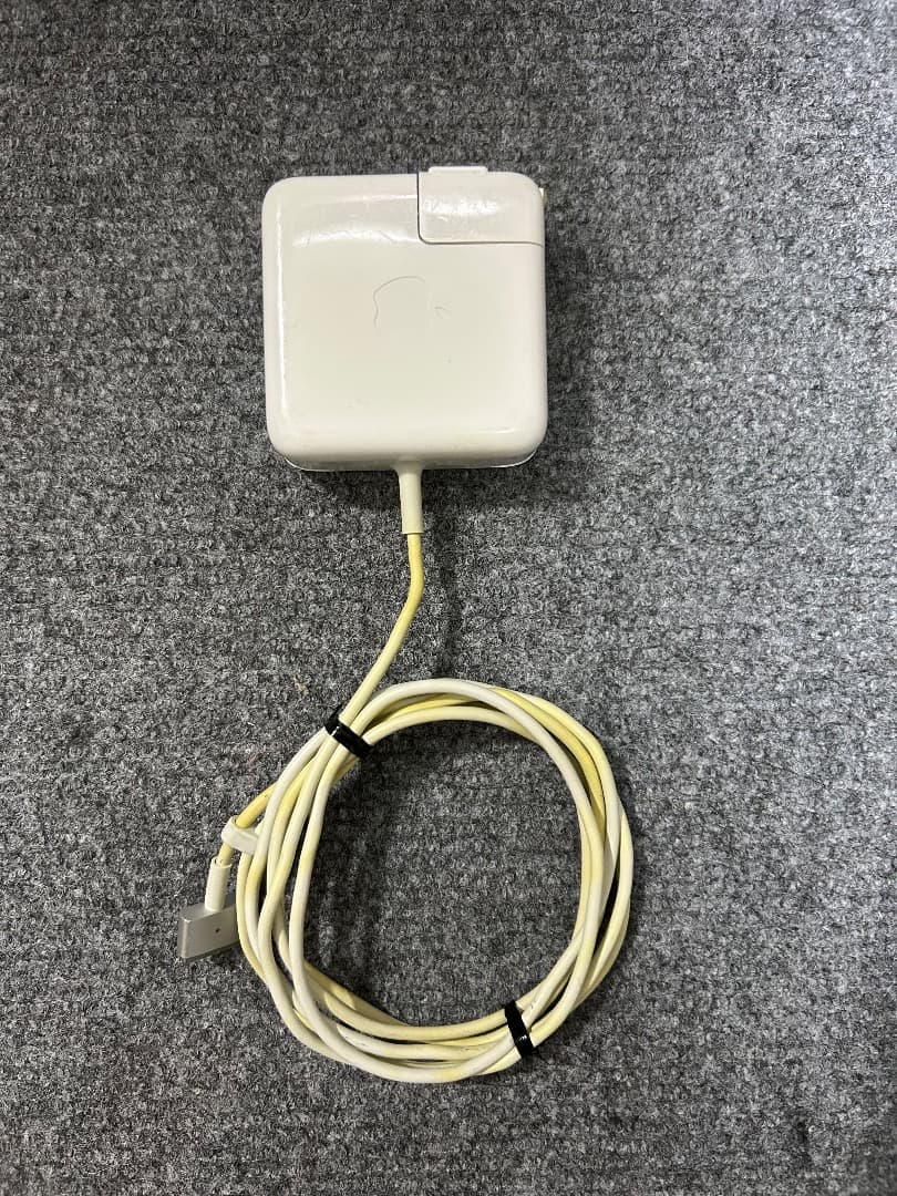 MacBook Air 2015 1.6Ghz 128Gb 11インチ USキー