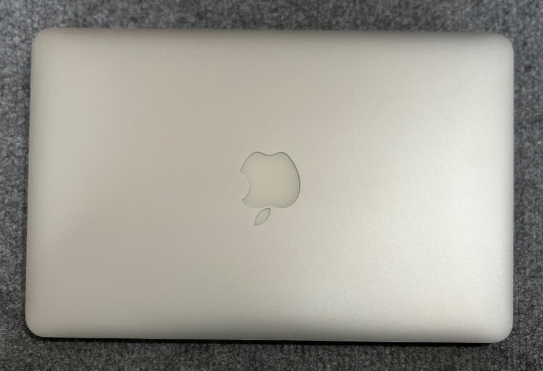 MacBook Air 2015 1.6Ghz 128Gb 11インチ USキー
