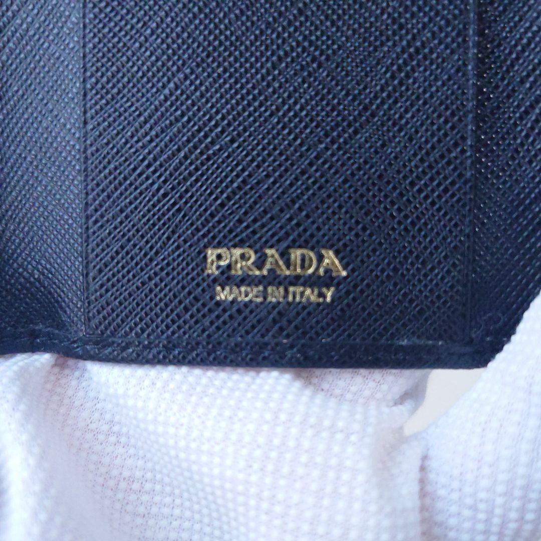 【美品・近年モデル】プラダ 6連 キーケース サフィアーノ 三角ロゴ RFID