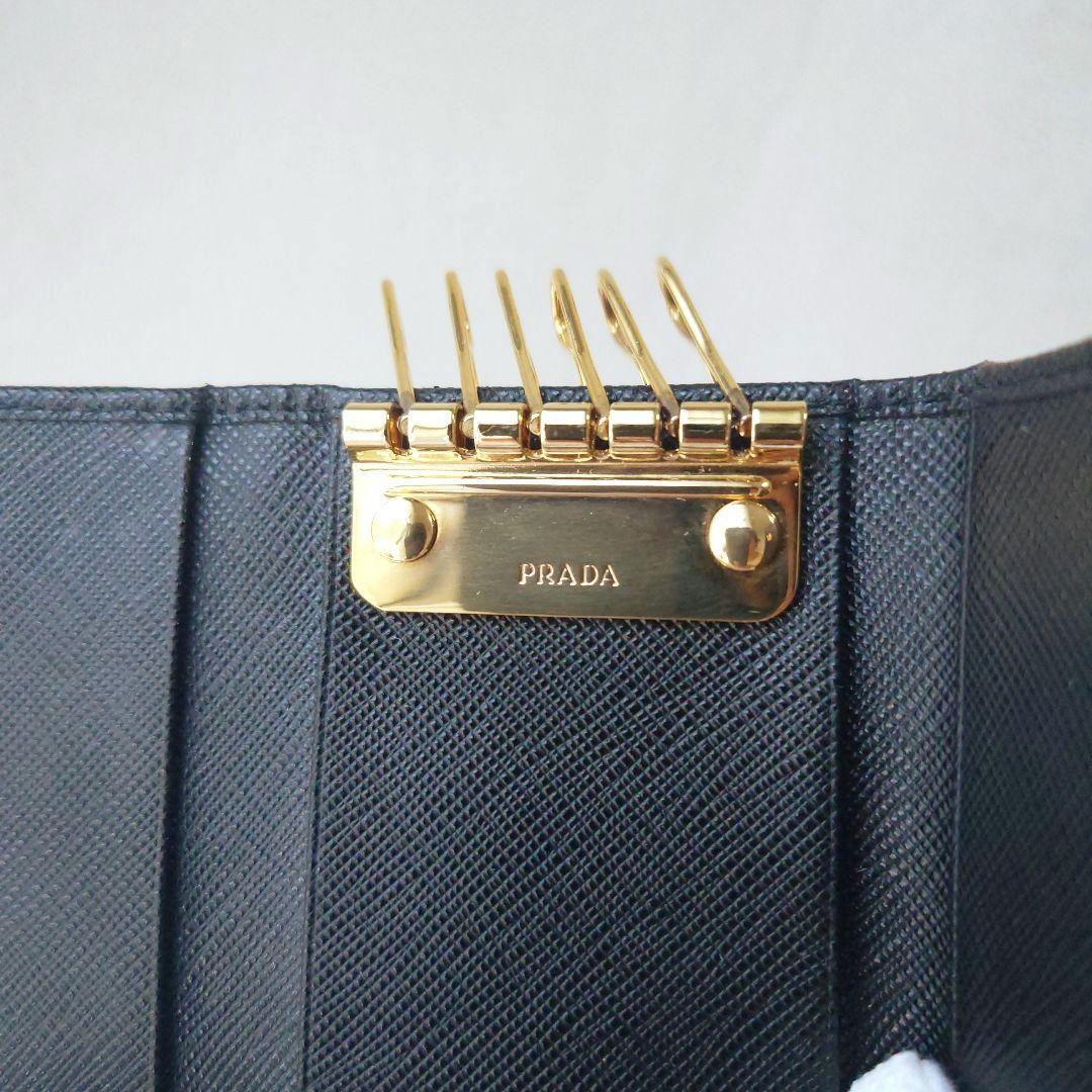【美品・近年モデル】プラダ 6連 キーケース サフィアーノ 三角ロゴ RFID