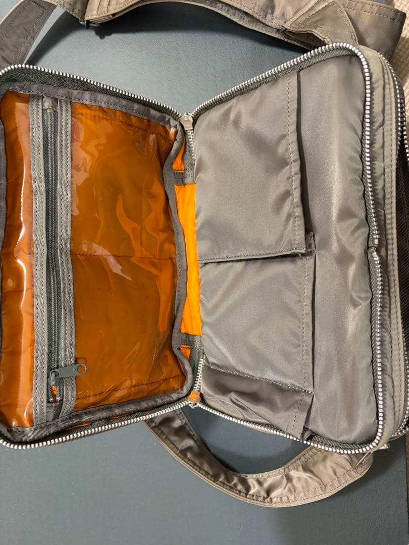 美品・廃盤PORTERポーター　タンカー　ショルダーバッグ　2層　S　シルバー系