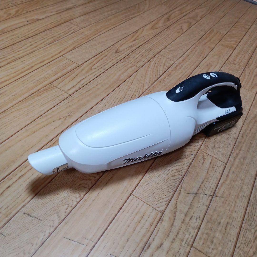 マキタ18V充電式クリーナCL−181FD純正バッテリ、急速充電器、サイクロン付