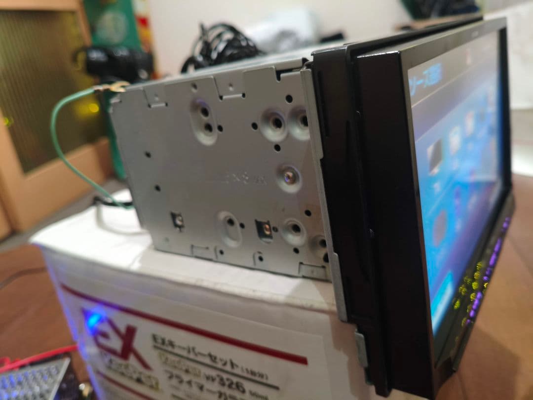 ECLIPSE AVN-ZX03i　9インチ カーナビ 2013年版