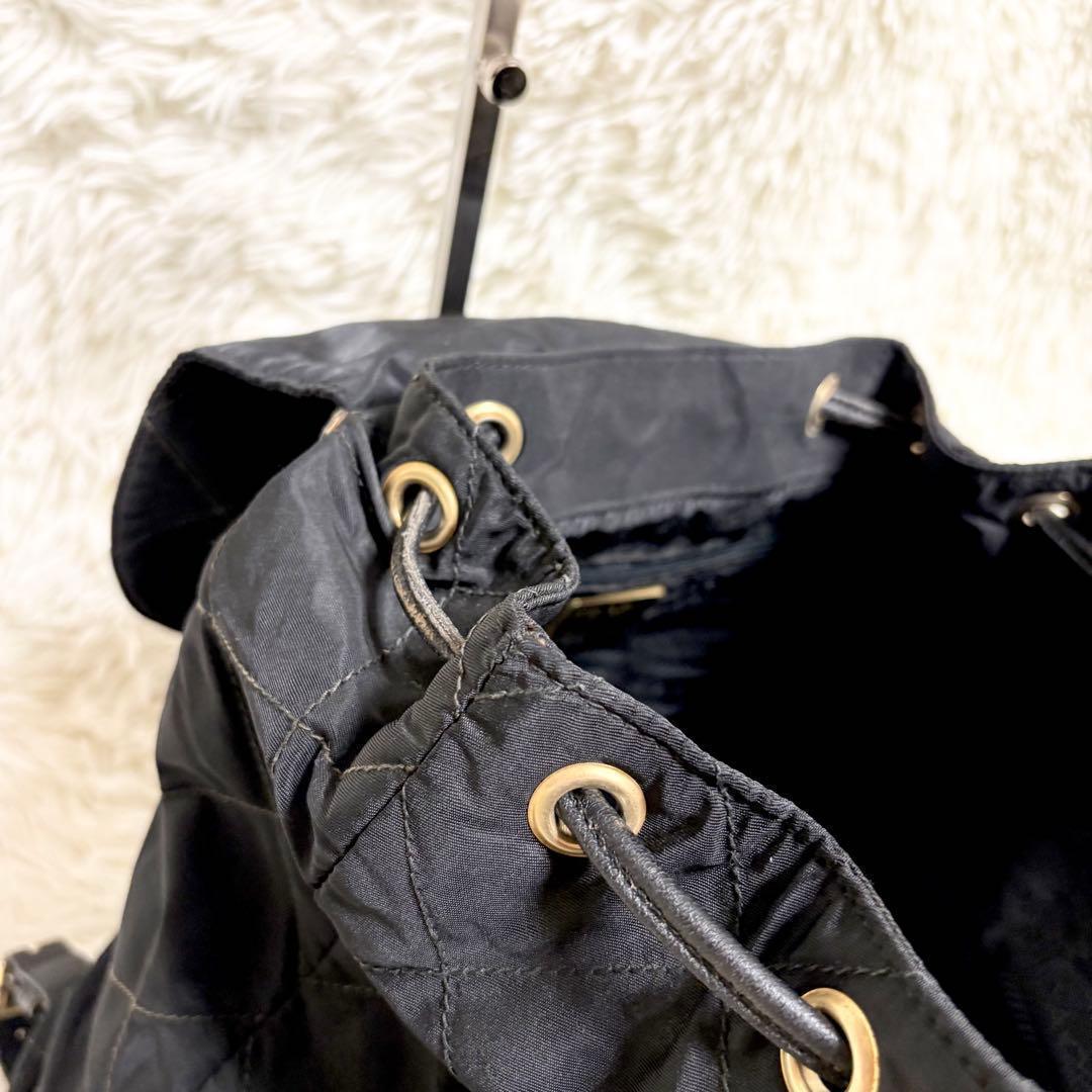 希少　PRADA キルティング　三角ロゴ　バックパック　ナイロン リュック