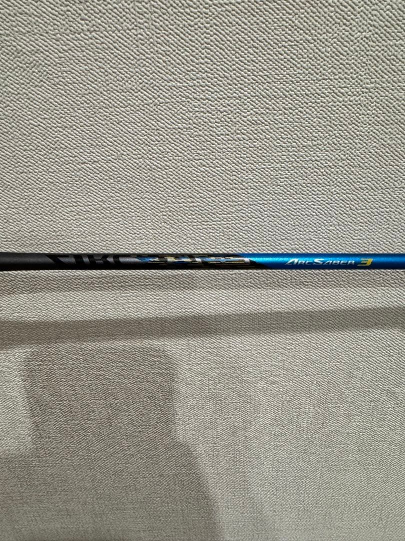 ヨネックス　アークセーバー3 バドミントンラケット