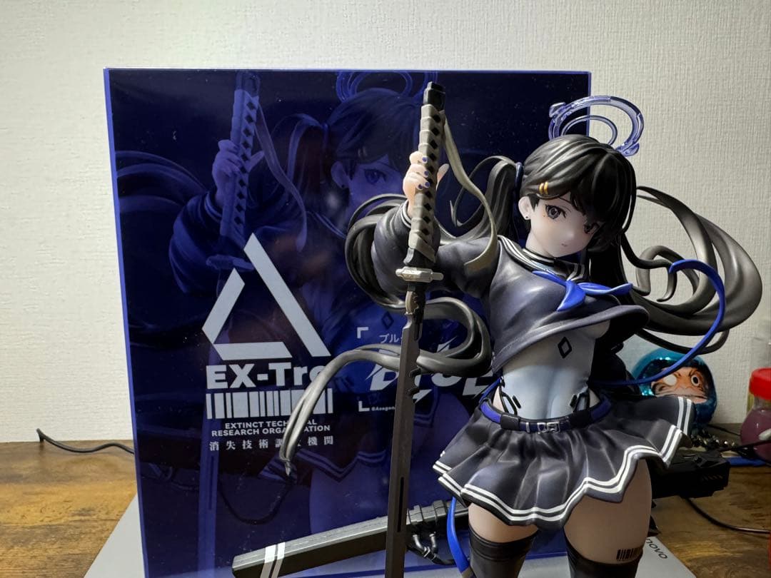 BLUE Colors:BLUE 1/7 完成品フィギュア - メルカリ