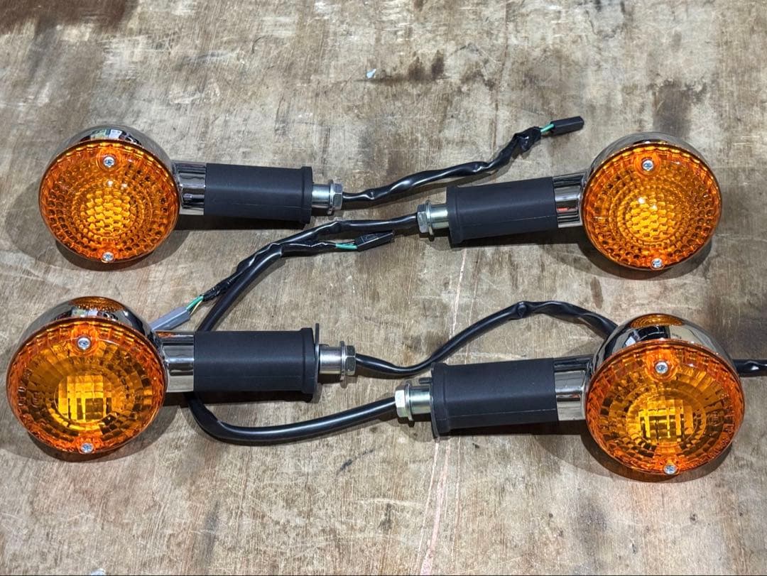 Kawasaki カワサキ　純正　w800 EJ800B ウインカー Yahoo!オークション -「w800 カワサキ」(ウインカー) (純正品)の落札