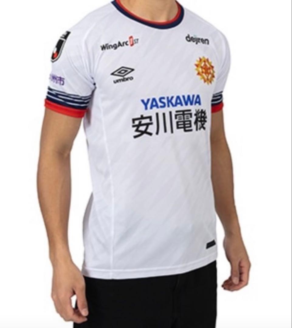 新品タグ付　ギラヴァンツ北九州　オフィシャルユニフォーム　アウェイ　Lサイズ