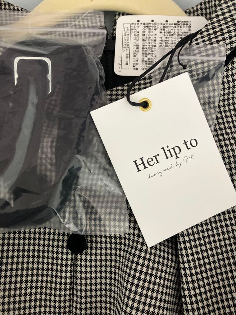 ワンピース Classic Monochrome Check Midi Dress