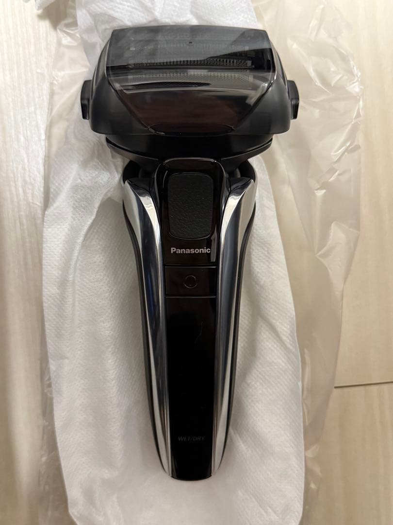 【新品未使用】Panasonic ラムダッシュ 5枚刃 ES-LV9U