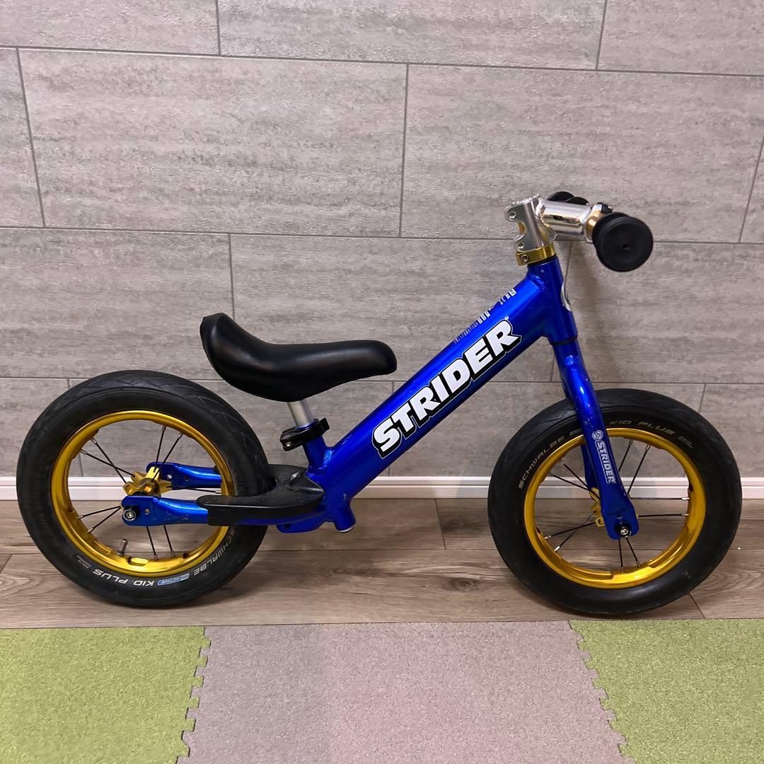 デ*や様 日本正規品　ストライダーSTRIDERPRO 青✖︎金　美品　レース用