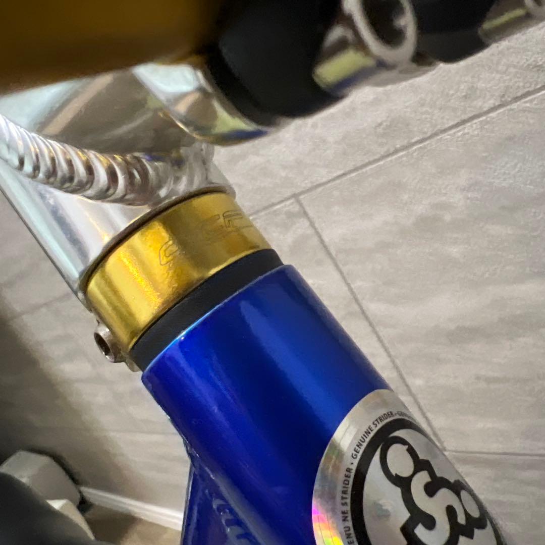 デ*や様 日本正規品　ストライダーSTRIDERPRO 青✖︎金　美品　レース用