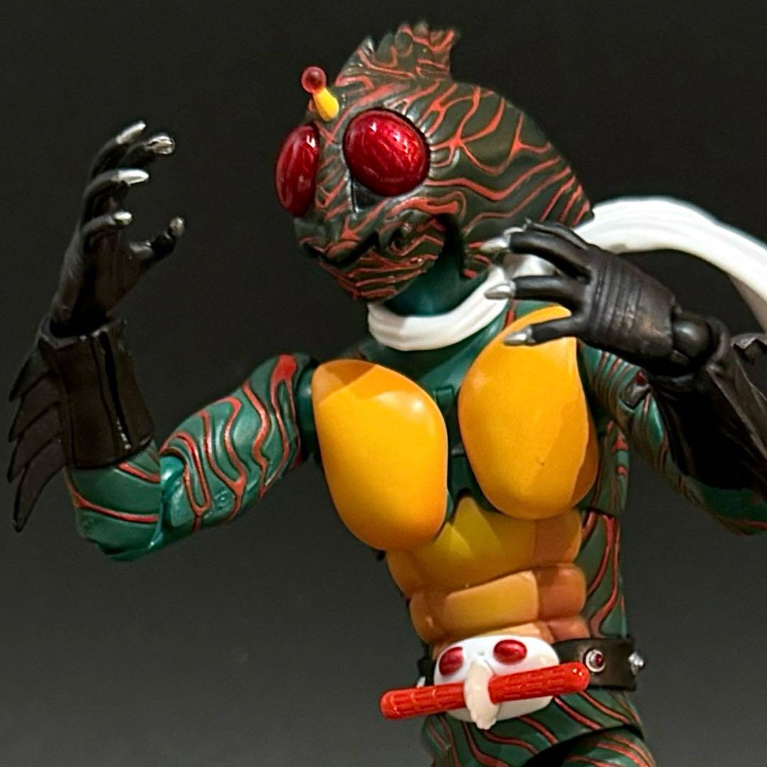 S.H.フィギュアーツ 【 仮面ライダーアマゾン 】 - メルカリ