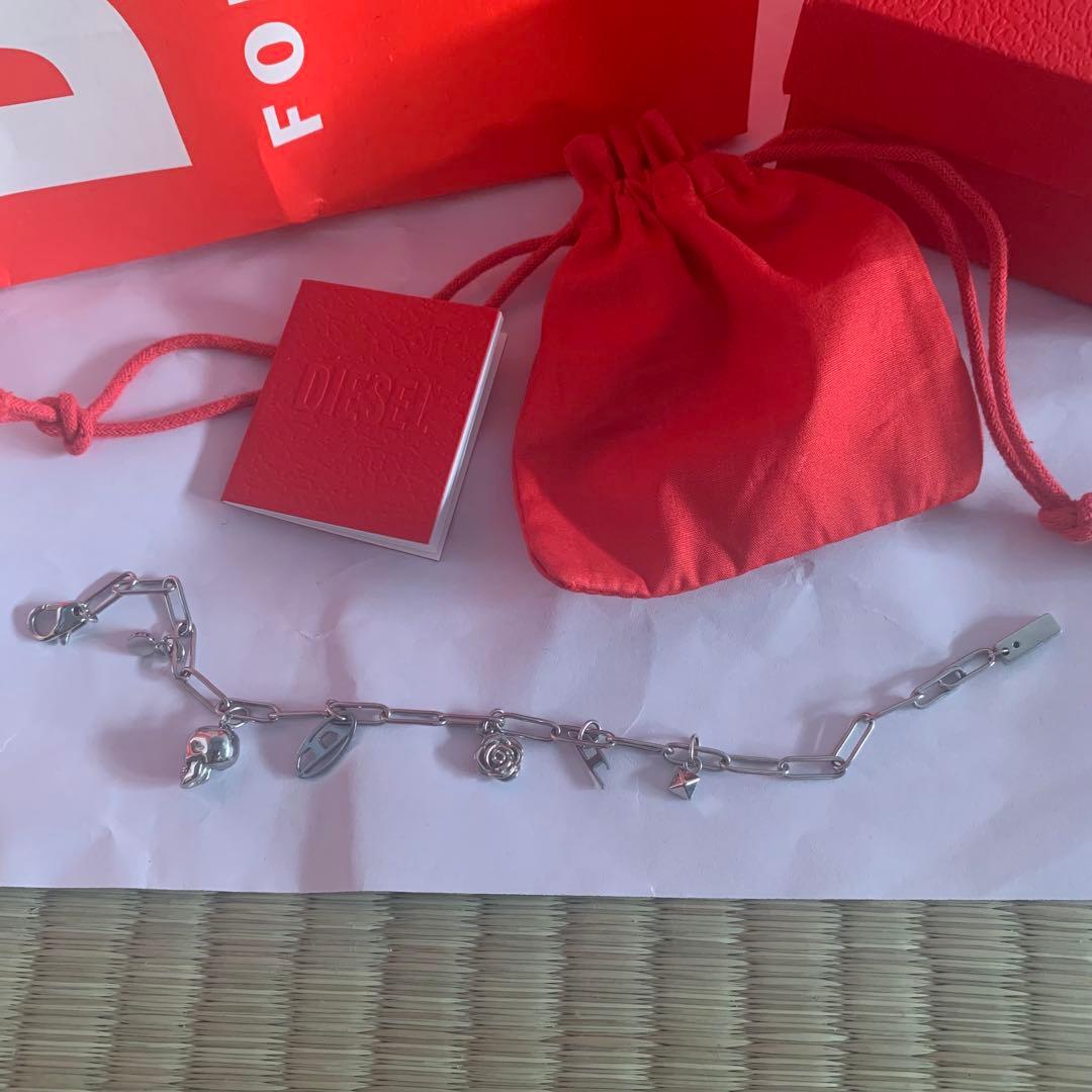 DIESEL スカルチャーム ブレスレット
