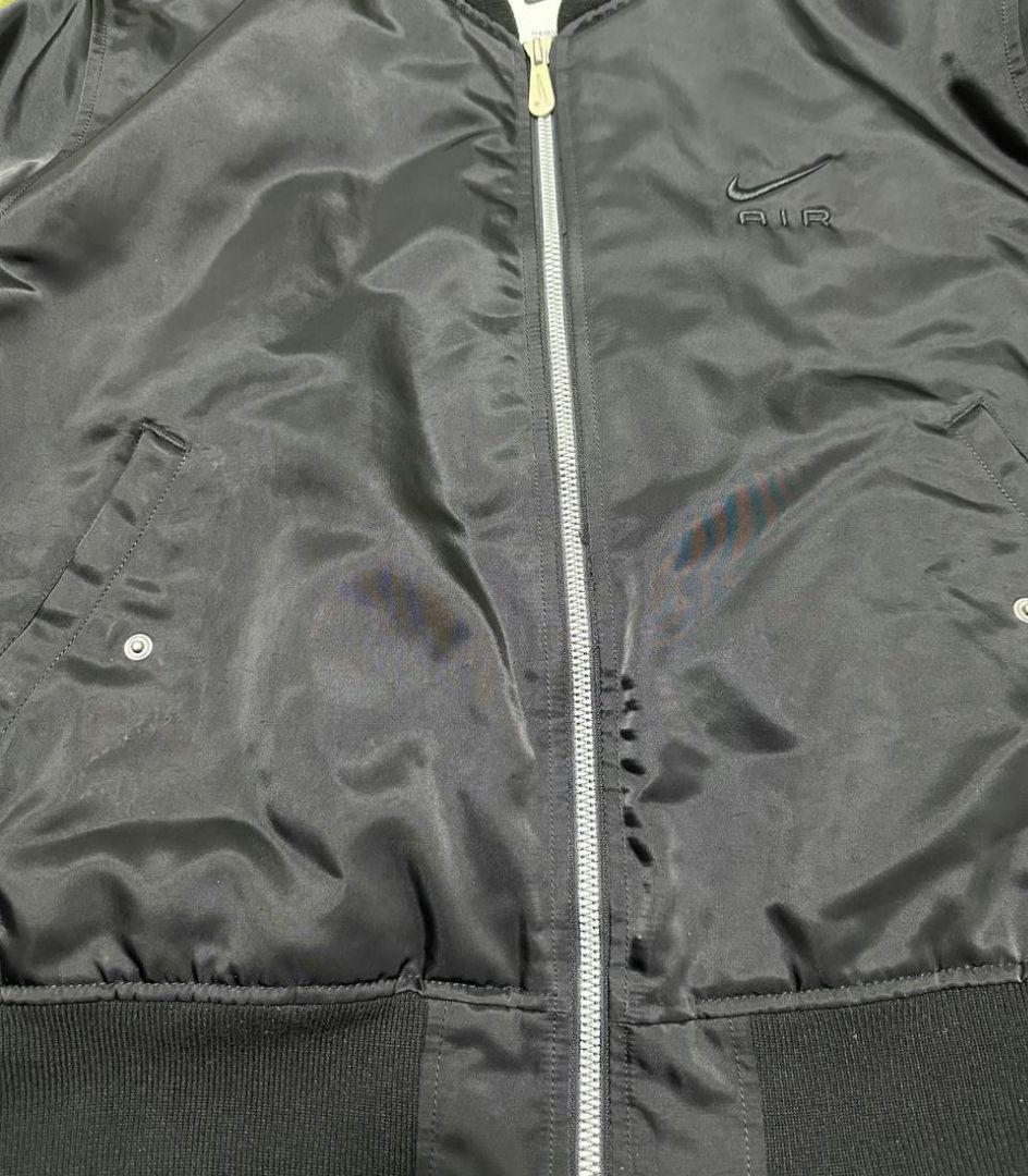 NIKE 背面ロゴ ボンバージャケット MA-1 メンズ 黒 短丈 ダウン