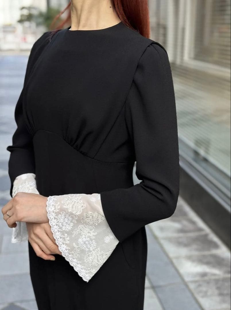 最終値下げMameKurogouchiシルクレースカフドレス 2024ss