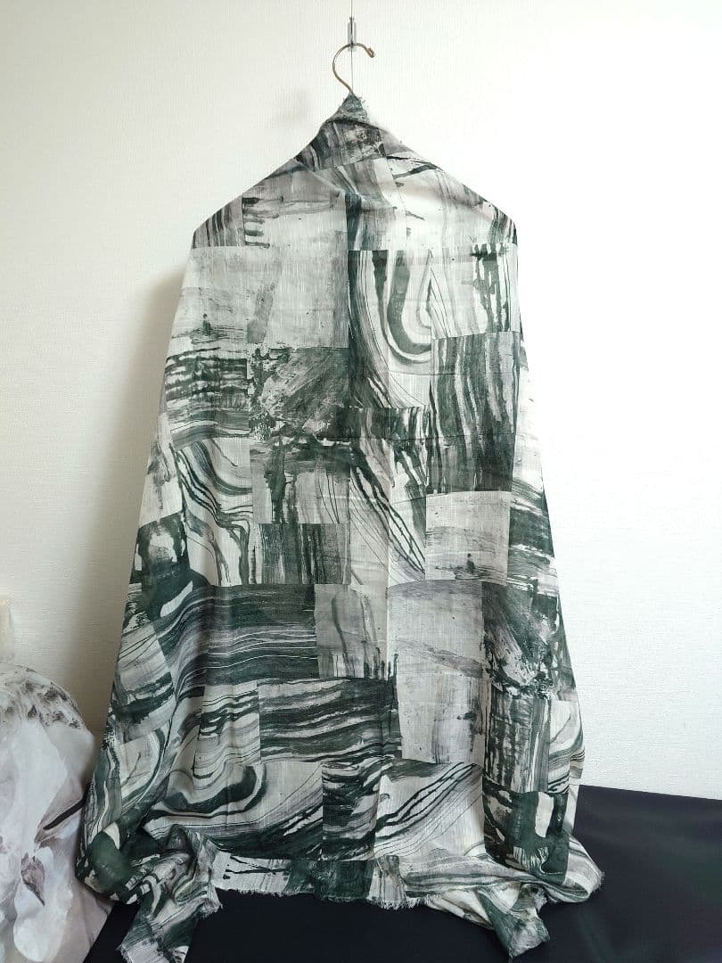 ファリエロ サルティ　Faliero Sarti　ストール　ショール　波模様